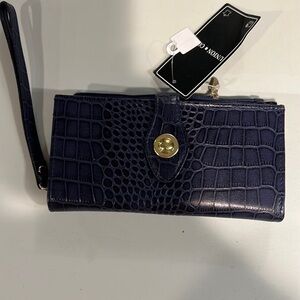 Union CODE purple LEATHER WALLET RFID PROTECTED NWT